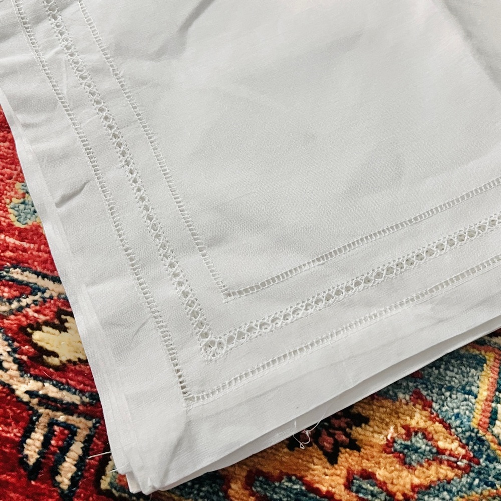 12 linen hemstitched placemats